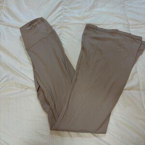 Offline size medium cross over flare leggings